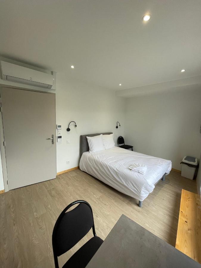 Le Salvador - Appart'Hotel De 18M2 A 44M2 La Talaudiere Exterior foto